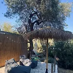 아파트 Moxy Paxos