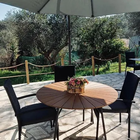 Apartment Moxy Paxos *